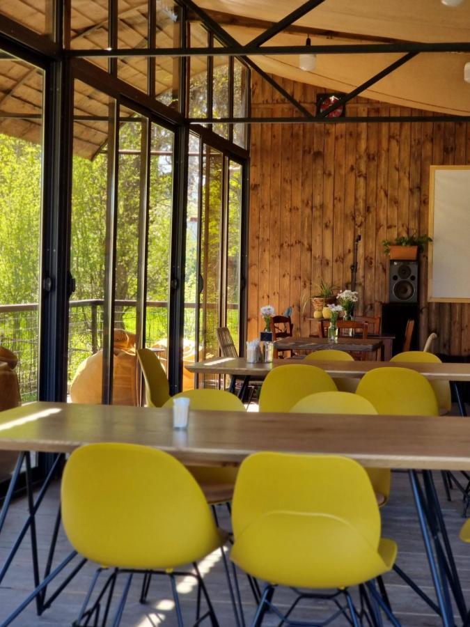 Ecolife Lodge Hotel & Restaurant 스테파나반 외부 사진