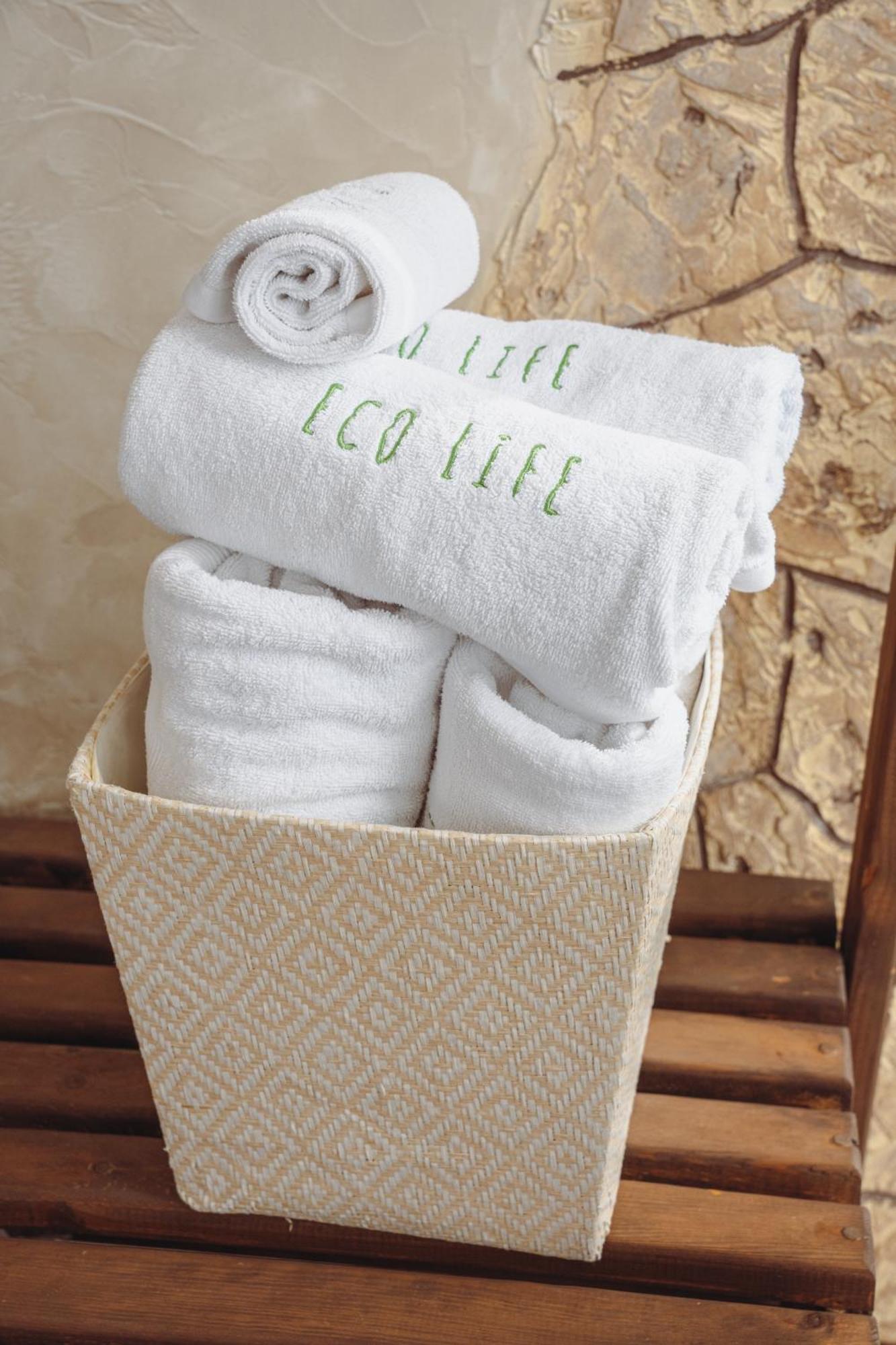Ecolife Lodge Hotel & Restaurant 스테파나반 외부 사진